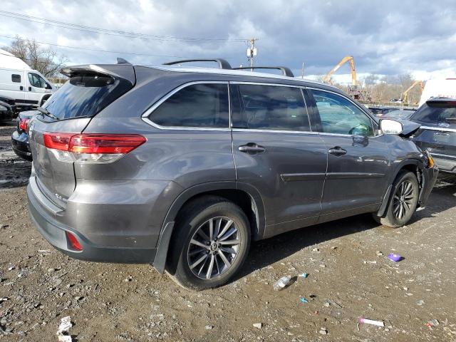 Photo 2 VIN: 5TDJZRFH3JS835312 - TOYOTA HIGHLANDER 