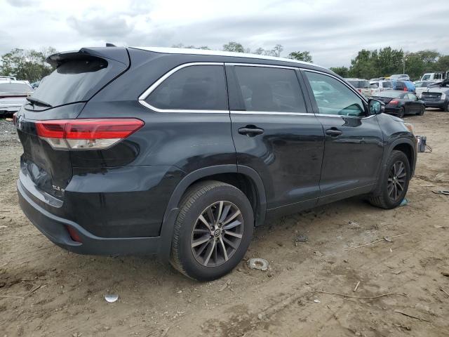 Photo 2 VIN: 5TDJZRFH3JS856130 - TOYOTA HIGHLANDER 