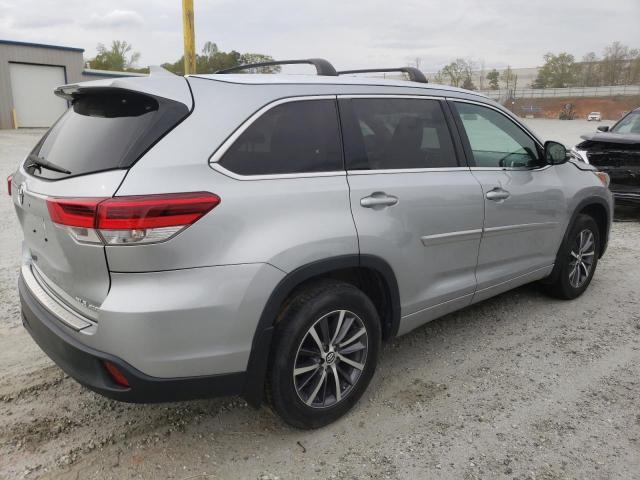 Photo 2 VIN: 5TDJZRFH3JS861005 - TOYOTA HIGHLANDER 