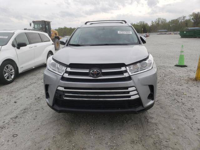 Photo 4 VIN: 5TDJZRFH3JS861005 - TOYOTA HIGHLANDER 