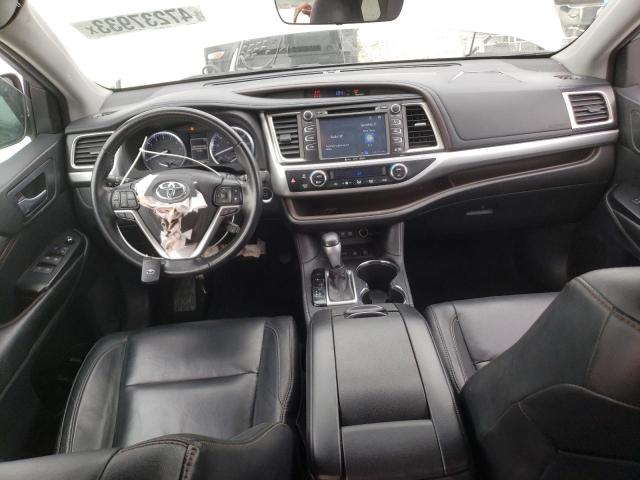 Photo 7 VIN: 5TDJZRFH3JS861005 - TOYOTA HIGHLANDER 