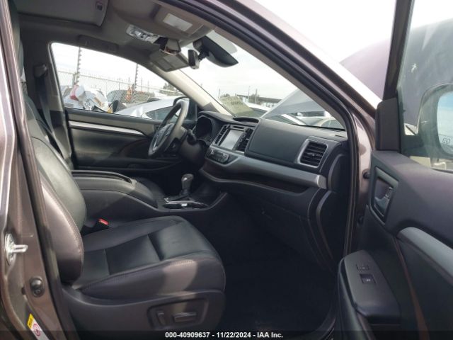 Photo 4 VIN: 5TDJZRFH3KS597401 - TOYOTA HIGHLANDER 