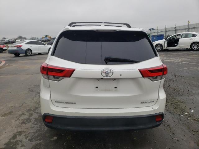 Photo 5 VIN: 5TDJZRFH3KS611622 - TOYOTA HIGHLANDER 