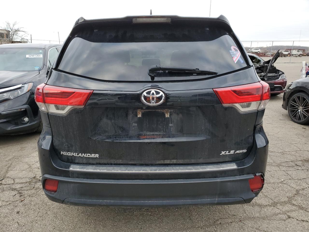 Photo 5 VIN: 5TDJZRFH4HS363924 - TOYOTA HIGHLANDER 