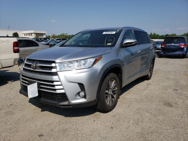 Photo 1 VIN: 5TDJZRFH4HS406075 - TOYOTA HIGHLANDER 