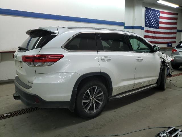 Photo 2 VIN: 5TDJZRFH4HS406660 - TOYOTA HIGHLANDER 