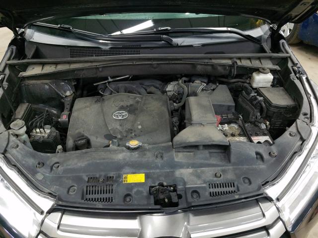 Photo 6 VIN: 5TDJZRFH4HS408053 - TOYOTA HIGHLANDER 