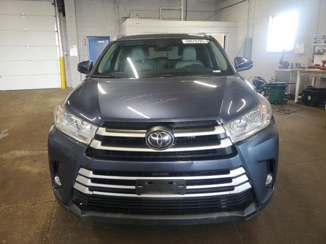 Photo 4 VIN: 5TDJZRFH4HS425659 - TOYOTA HIGHLANDER 