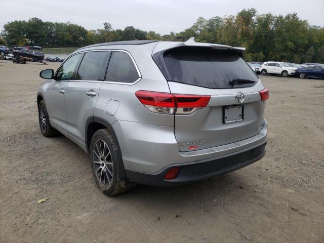 Photo 2 VIN: 5TDJZRFH4HS508363 - TOYOTA HIGHLANDER 