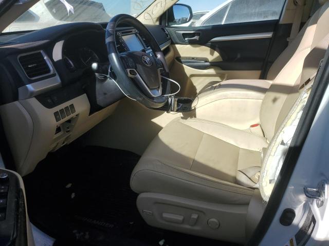 Photo 6 VIN: 5TDJZRFH4HS519640 - TOYOTA HIGHLANDER 