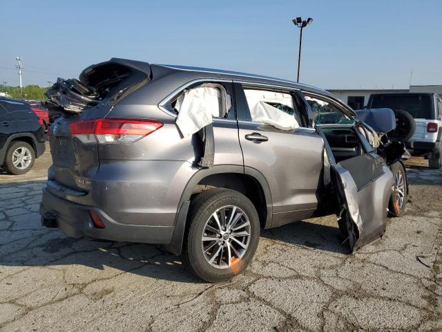 Photo 2 VIN: 5TDJZRFH4JS551056 - TOYOTA HIGHLANDER 