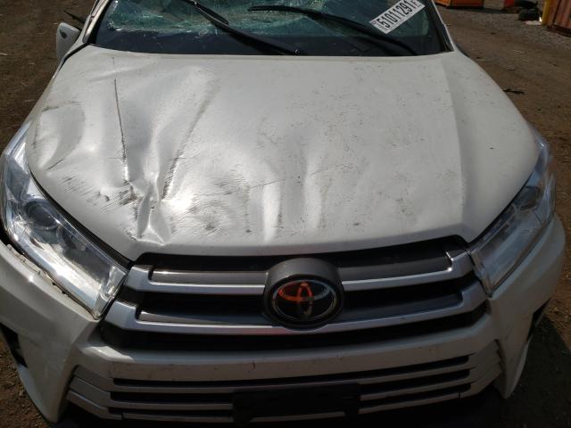 Photo 6 VIN: 5TDJZRFH4JS561988 - TOYOTA HIGHLANDER 