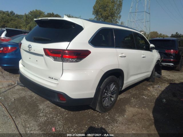 Photo 3 VIN: 5TDJZRFH4JS828238 - TOYOTA HIGHLANDER 