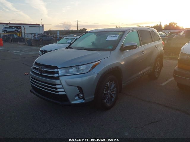 Photo 1 VIN: 5TDJZRFH4JS872319 - TOYOTA HIGHLANDER 