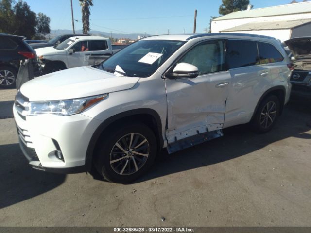 Photo 1 VIN: 5TDJZRFH4JS910194 - TOYOTA HIGHLANDER 