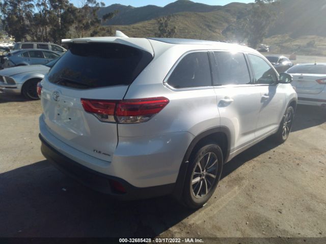 Photo 3 VIN: 5TDJZRFH4JS910194 - TOYOTA HIGHLANDER 