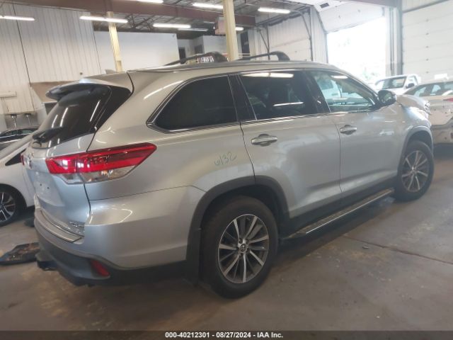 Photo 3 VIN: 5TDJZRFH4KS579893 - TOYOTA HIGHLANDER 