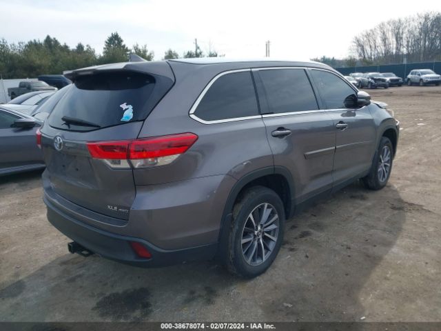 Photo 3 VIN: 5TDJZRFH4KS582955 - TOYOTA HIGHLANDER 