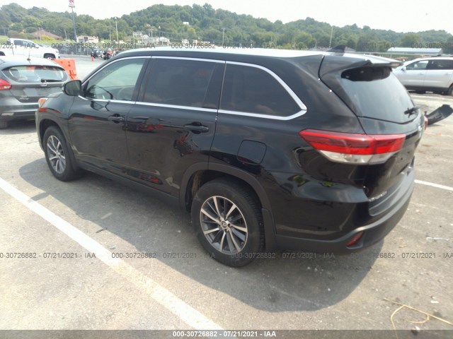 Photo 2 VIN: 5TDJZRFH4KS602749 - TOYOTA HIGHLANDER 