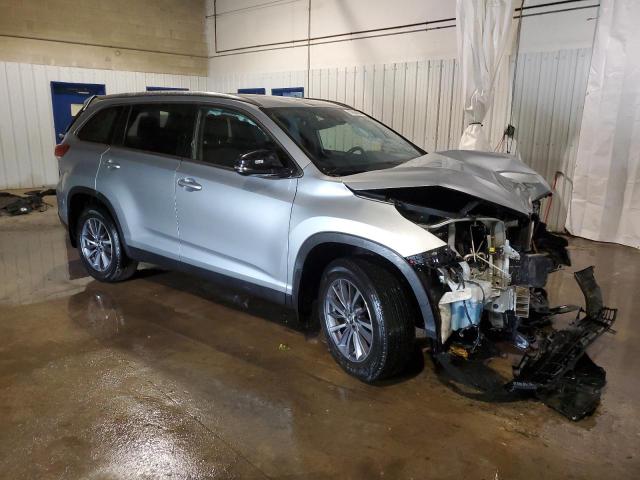 Photo 3 VIN: 5TDJZRFH4KS610009 - TOYOTA HIGHLANDER 