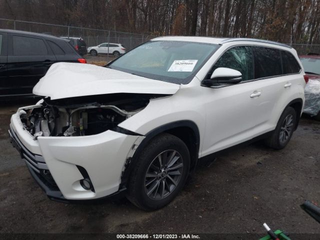 Photo 1 VIN: 5TDJZRFH4KS615405 - TOYOTA HIGHLANDER 