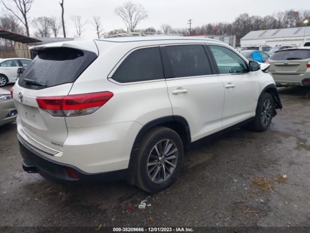 Photo 3 VIN: 5TDJZRFH4KS615405 - TOYOTA HIGHLANDER 