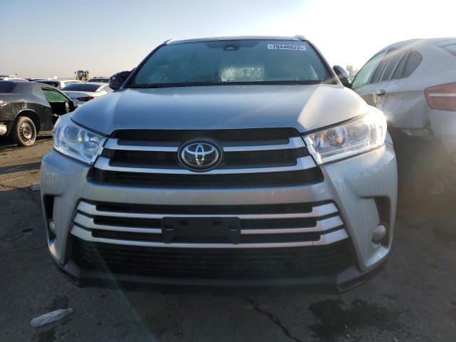 Photo 4 VIN: 5TDJZRFH4KS616716 - TOYOTA HIGHLANDER 