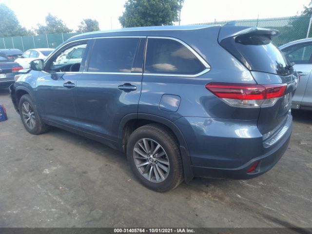 Photo 2 VIN: 5TDJZRFH4KS711194 - TOYOTA HIGHLANDER 