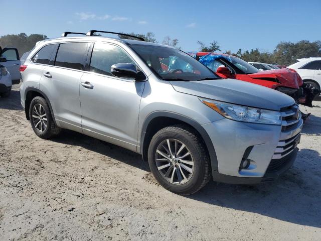 Photo 3 VIN: 5TDJZRFH5HS366475 - TOYOTA HIGHLANDER 