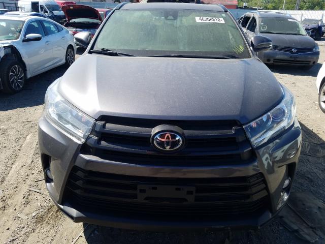 Photo 6 VIN: 5TDJZRFH5HS392428 - TOYOTA HIGHLANDER 