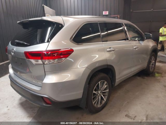 Photo 3 VIN: 5TDJZRFH5HS393658 - TOYOTA HIGHLANDER 