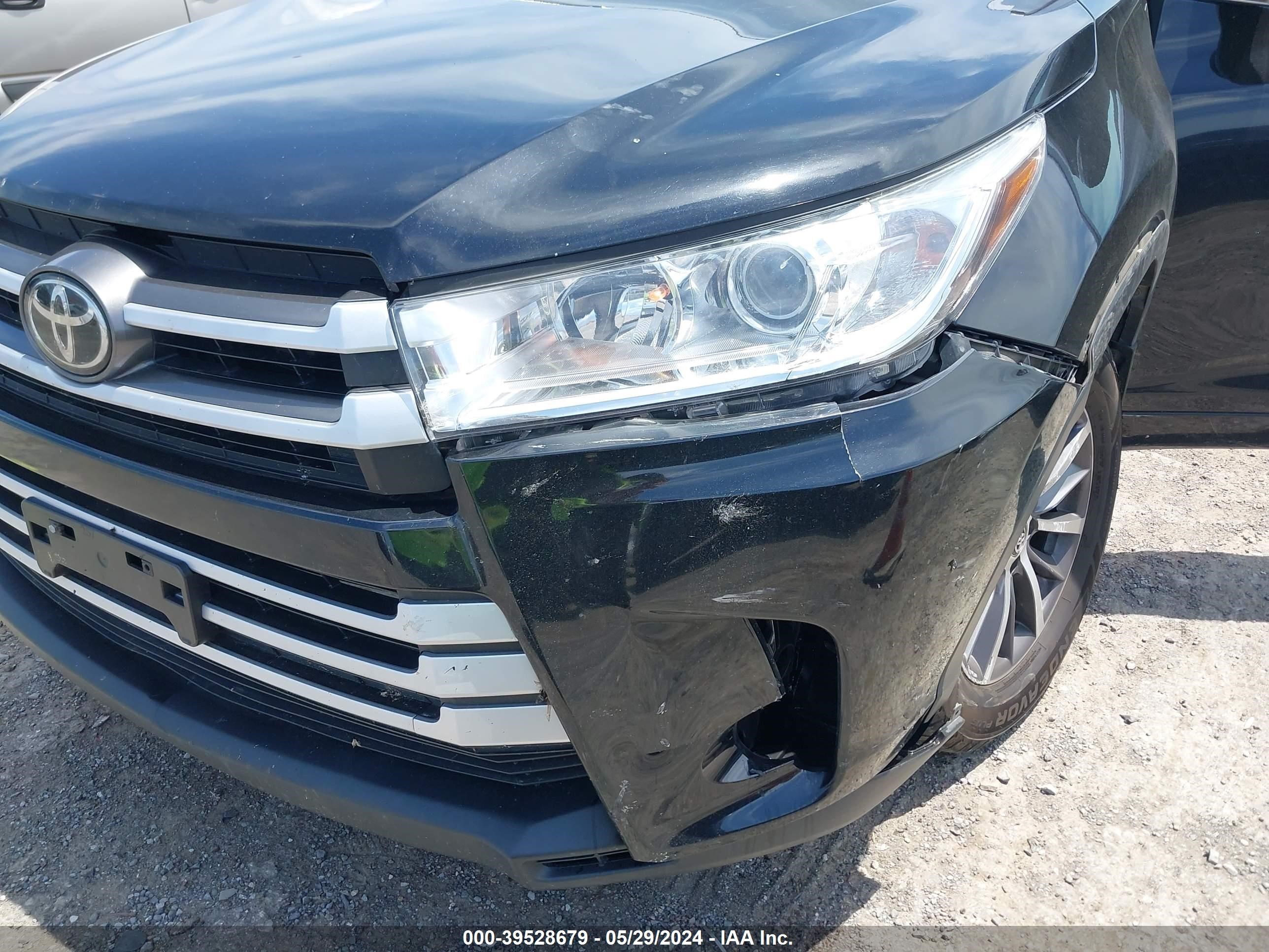 Photo 5 VIN: 5TDJZRFH5HS425413 - TOYOTA HIGHLANDER 