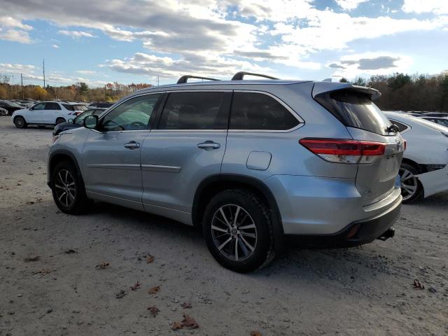 Photo 1 VIN: 5TDJZRFH5HS479276 - TOYOTA HIGHLANDER 