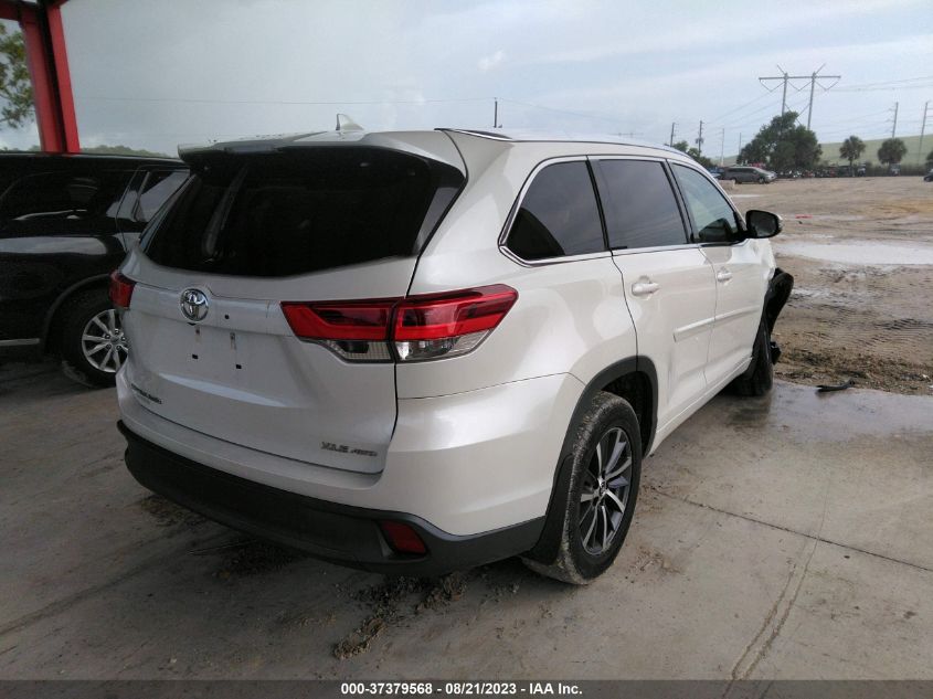 Photo 3 VIN: 5TDJZRFH5HS516777 - TOYOTA HIGHLANDER 