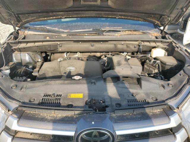 Photo 11 VIN: 5TDJZRFH5JS530071 - TOYOTA HIGHLANDER 