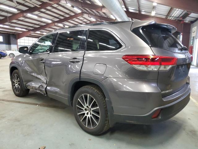 Photo 1 VIN: 5TDJZRFH5JS536694 - TOYOTA HIGHLANDER 