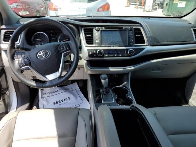 Photo 7 VIN: 5TDJZRFH5JS548389 - TOYOTA HIGHLANDER 