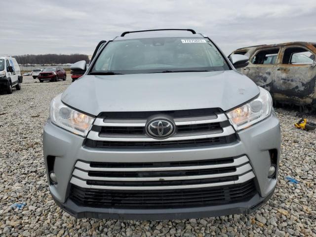 Photo 4 VIN: 5TDJZRFH5JS562339 - TOYOTA HIGHLANDER 