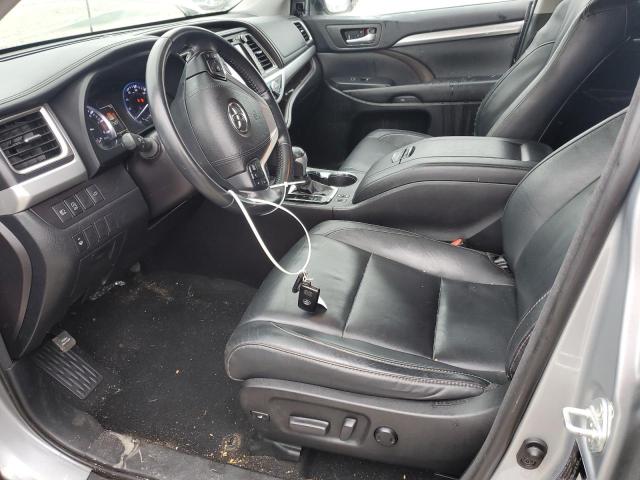 Photo 6 VIN: 5TDJZRFH5JS562339 - TOYOTA HIGHLANDER 