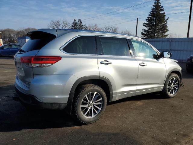 Photo 2 VIN: 5TDJZRFH5JS821542 - TOYOTA HIGHLANDER 