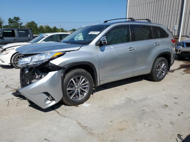 Photo 0 VIN: 5TDJZRFH5JS850135 - TOYOTA HIGHLANDER 