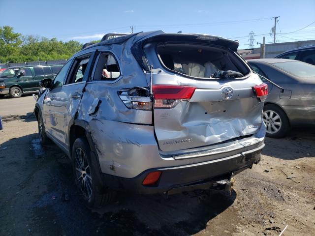 Photo 2 VIN: 5TDJZRFH5JS851639 - TOYOTA HIGHLANDER 