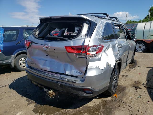 Photo 3 VIN: 5TDJZRFH5JS851639 - TOYOTA HIGHLANDER 