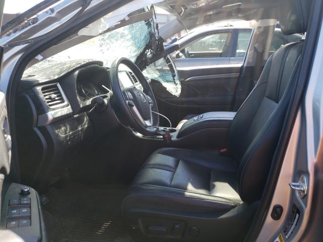 Photo 4 VIN: 5TDJZRFH5JS851639 - TOYOTA HIGHLANDER 