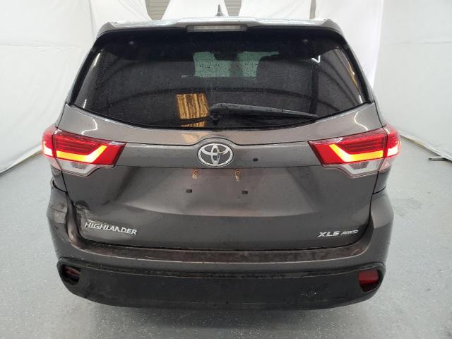 Photo 5 VIN: 5TDJZRFH5JS873298 - TOYOTA HIGHLANDER 