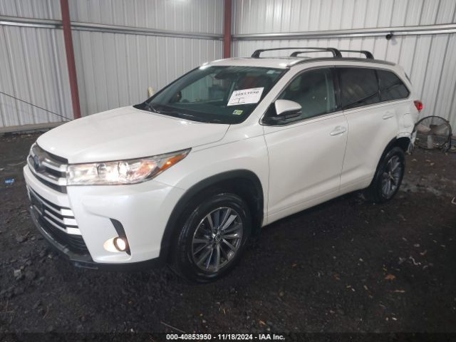 Photo 1 VIN: 5TDJZRFH5JS881093 - TOYOTA HIGHLANDER 