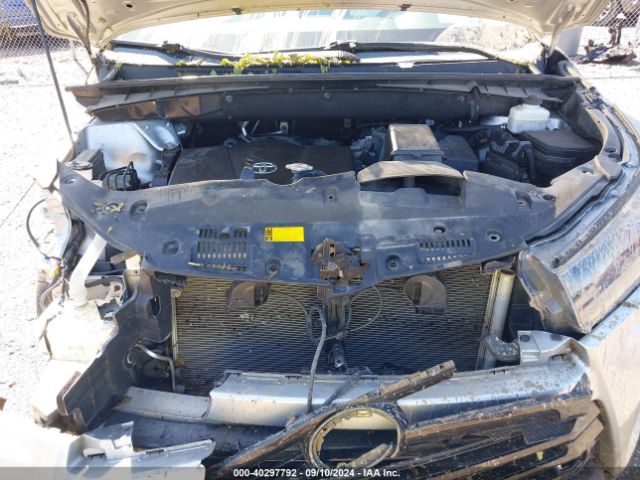 Photo 9 VIN: 5TDJZRFH5KS571642 - TOYOTA HIGHLANDER 