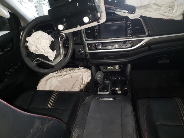 Photo 8 VIN: 5TDJZRFH5KS607068 - TOYOTA HIGHLANDER 