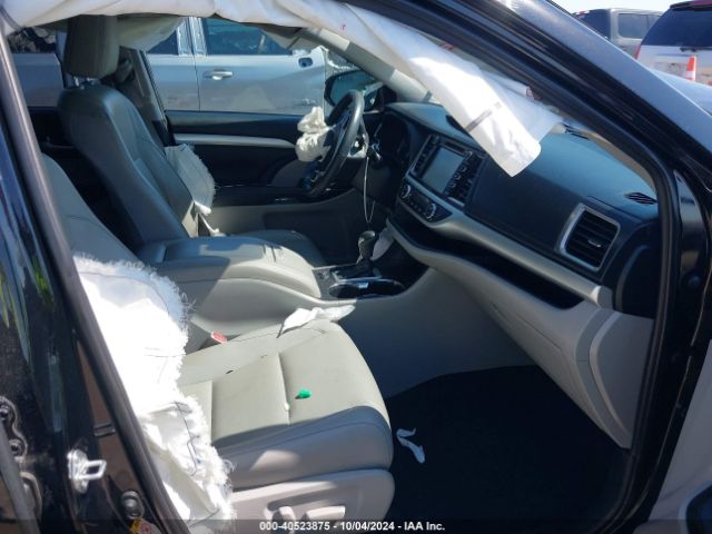 Photo 4 VIN: 5TDJZRFH5KS920265 - TOYOTA HIGHLANDER 