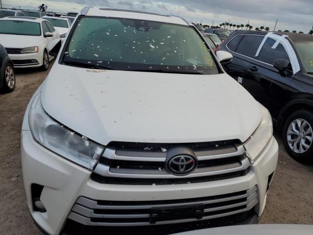 Photo 4 VIN: 5TDJZRFH6HS368820 - TOYOTA HIGHLANDER 